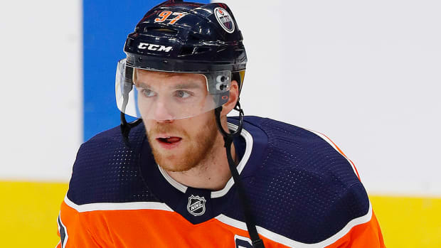 Connor McDavid with the Oilers.